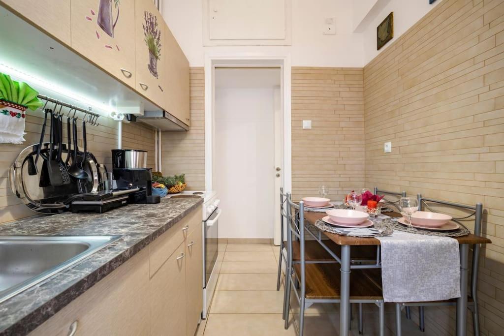 Athens Paradise Cozy 53 Sqm Apartament Near To Metro Exterior photo